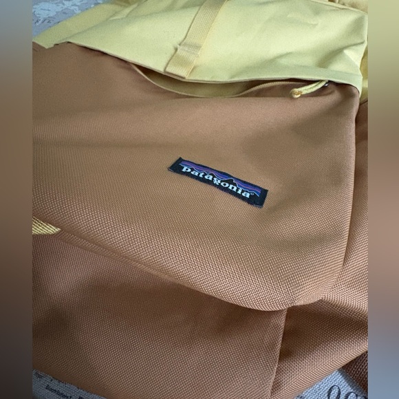 Patagonia Arbor Roll Top Backpack | Roll Top Gold/Brown 30L - Picture 6 of 16